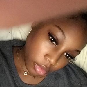 Meet your Posher, Raven